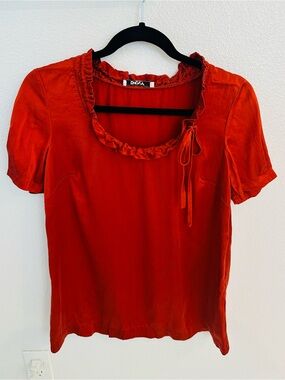 DKNYC Red Ruffle Scoop-Neck Short Sleeve Top with Tie